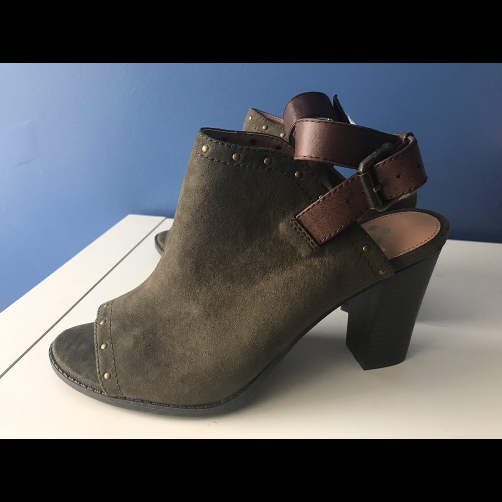 Report Olive Green Booties